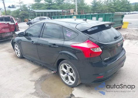 2013 Ford Focus St z USA, uszkodzony, nr VIN 1FADP3L94DL294702